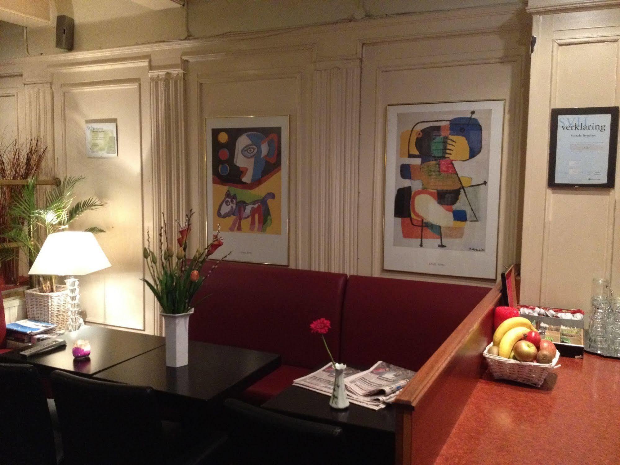 The Townhouse Hotel Amsterdam Exterior photo